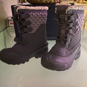 Little kids  Northface Winter boots (purple/grey) size 12